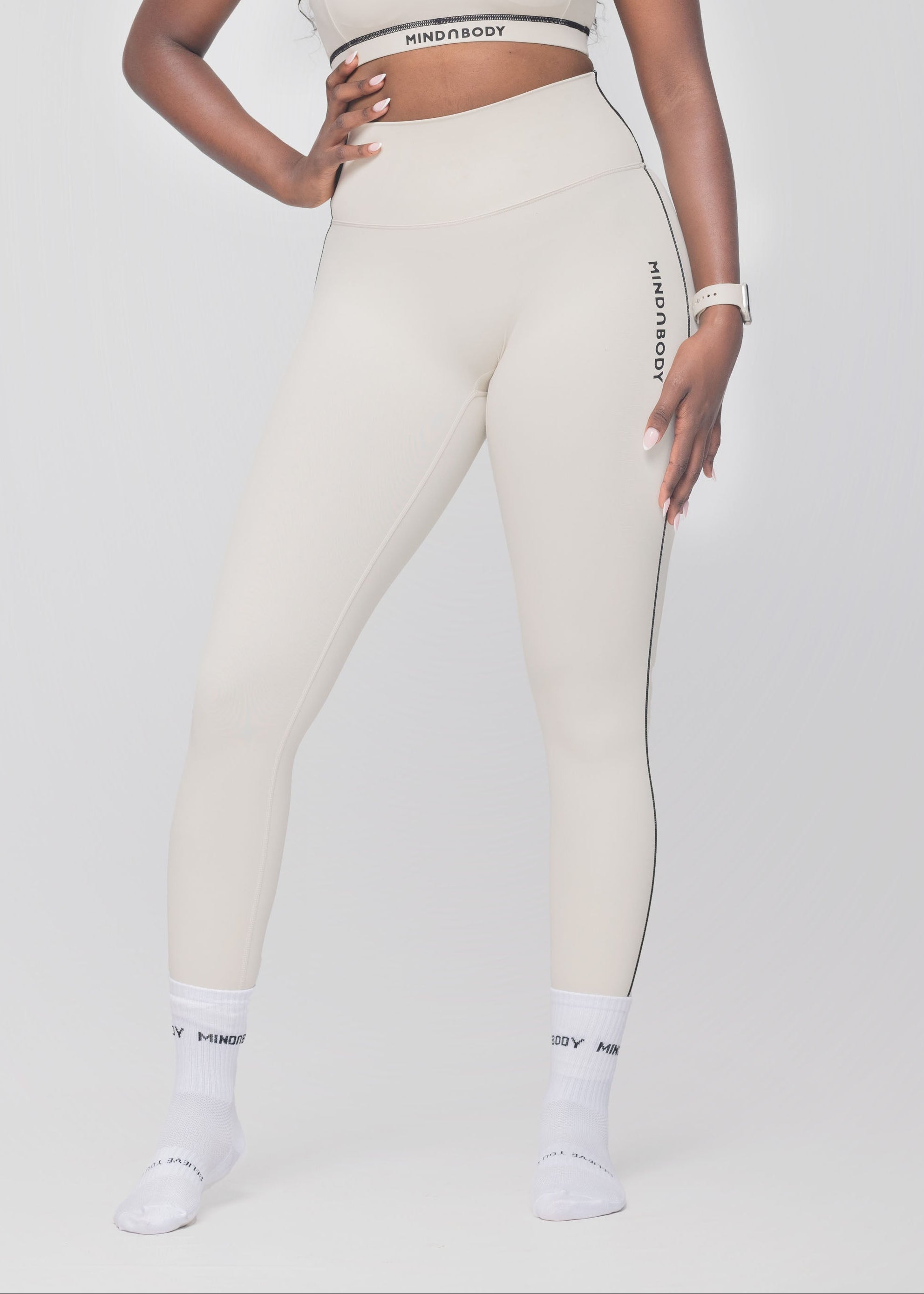 Nova Leggings (Mid Cut)